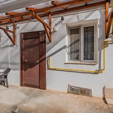 Butterfly Apartment *